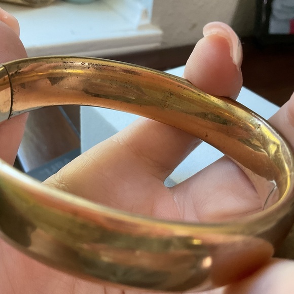 Antique Carved Gold Tone Engraved Bangle Bracelet - Picture 10 of 11